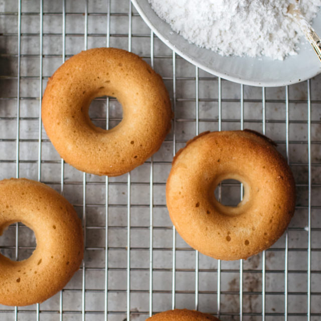 Sugar High / 90's Donut: Surge Glazed Donuts With Pop Rocks