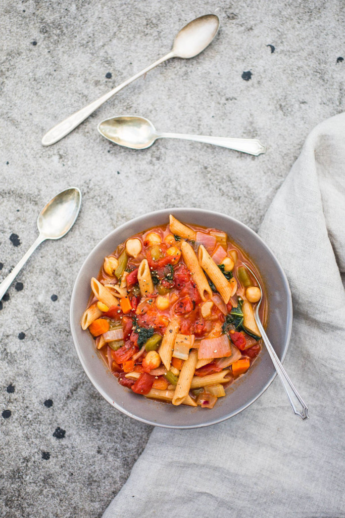 vegetarian minestrone soup