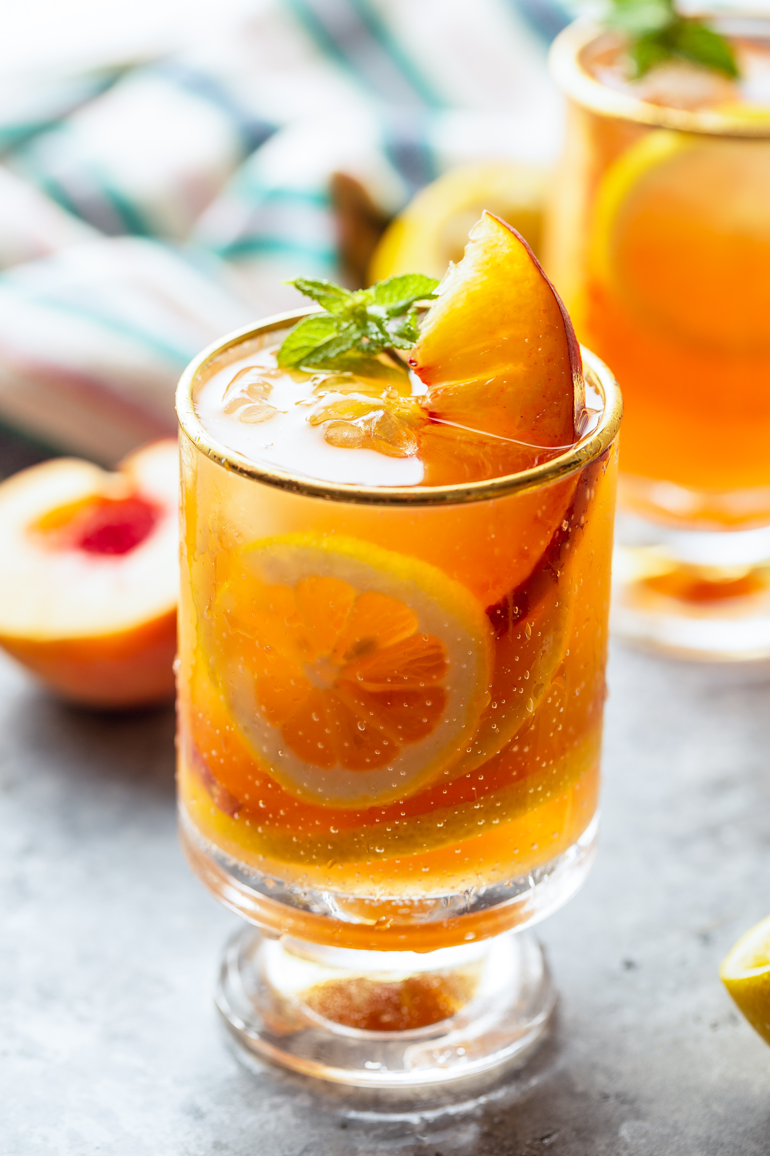 Peach Iced Tea Lemonade (Homemade!) - Vegetarian 'Ventures