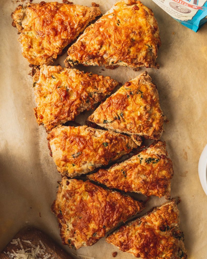 Cheesy Kale Scones with Manchego