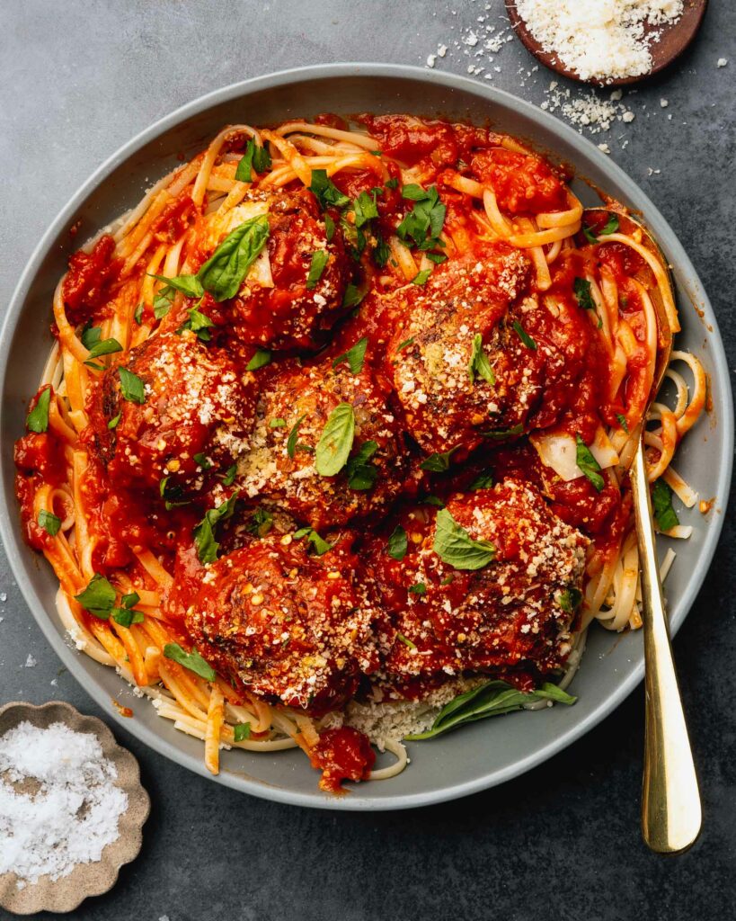 vegetarian meatball recipe with tomato sauce and pasta 