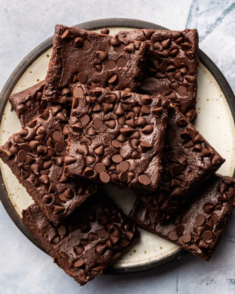 no-bake date brownies