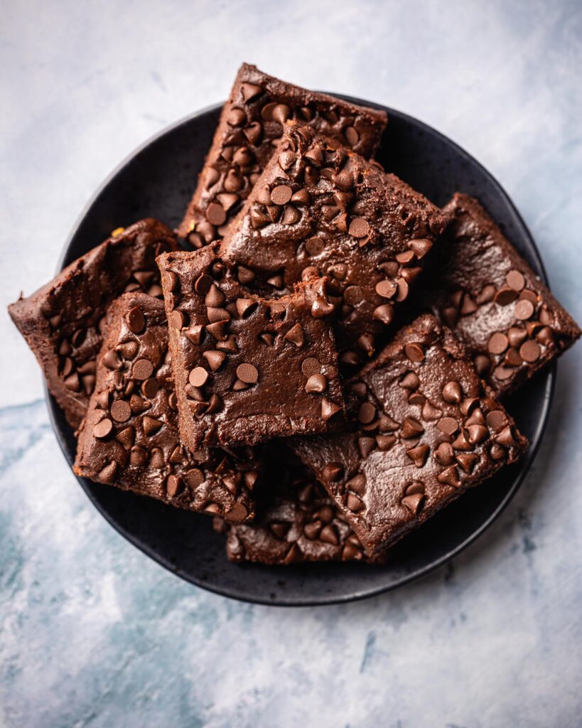 No-Bake Date Brownies - Vegetarian 'Ventures